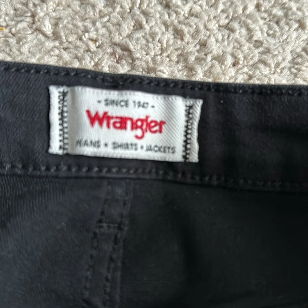 Wrangler Cutoff shorts - Picture 4 of 6